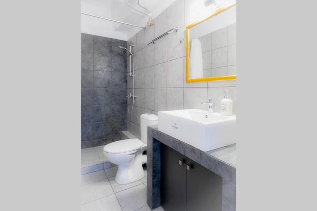 Lovely Suite 5 Min. From Syntagma Square, Atenas Exterior foto